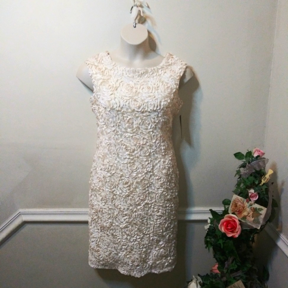 Frank Lyman Ivory 3-Dimensional Rose Petal Design Special Occasion Sheath Dress